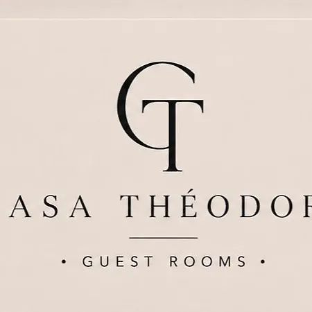 Casa Theodore